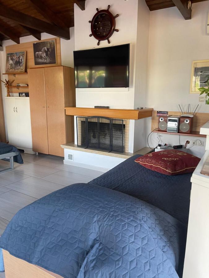 Country Lux Apartment Near Airport Markópoulon 외부 사진